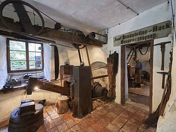 Produktionsstätte für Messererzeugung im Museumsdorf Trattenbach