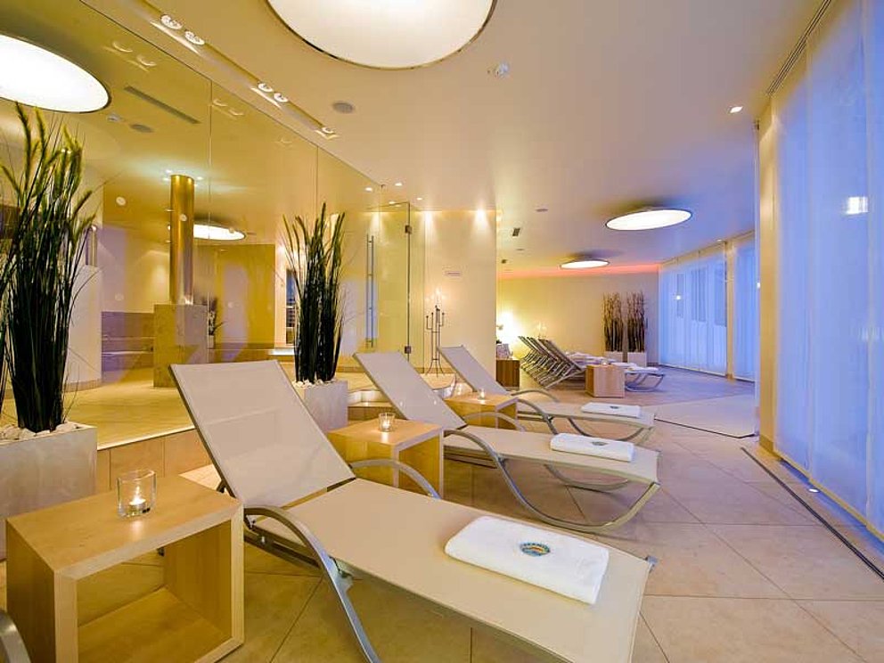 Ruheliege im Mondi Hotel am Grundlsee