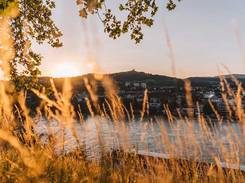 Sonnenuntergang über dem Linzer Pöstlingberg