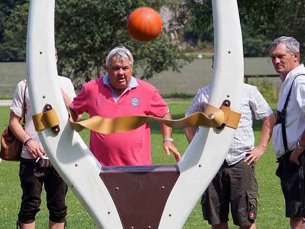 Ballschleudern im Wikingerdorf in der Exlau