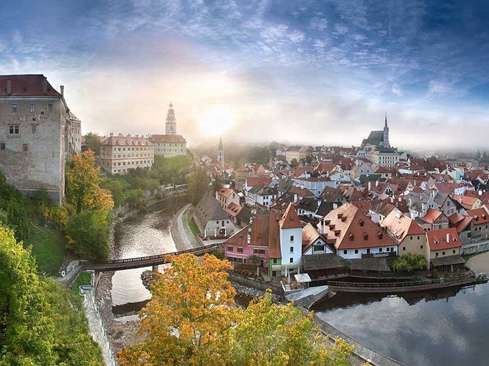 Blick auf Krumau mit Moldau