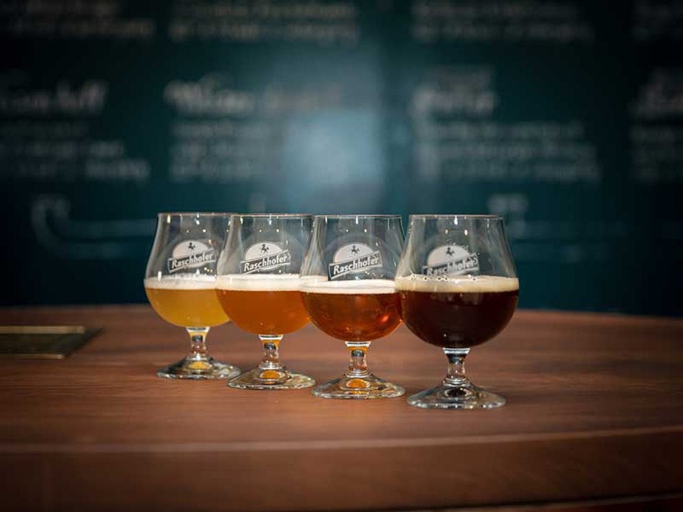 4 verschiedene Craftbiere zum Kosten in der Brauerei Raschhofer im Innviertel