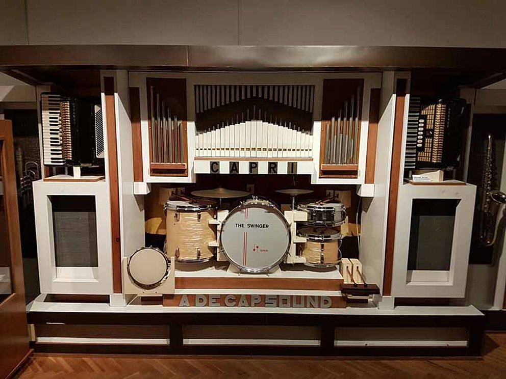 Alte Musikgeräte in der Klangfabrik in Haslach